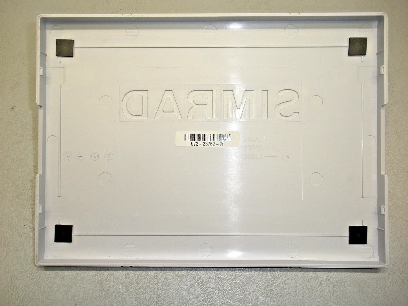 Simrad G07 XSR Sun Cover 072-23762-00 / 000-14227-001 - Image 2