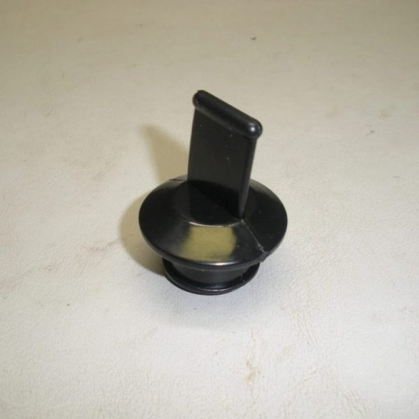 T-H Marine PVC Push In Drain Plug PP-118 Fits 1 1/8" Thru Hulls