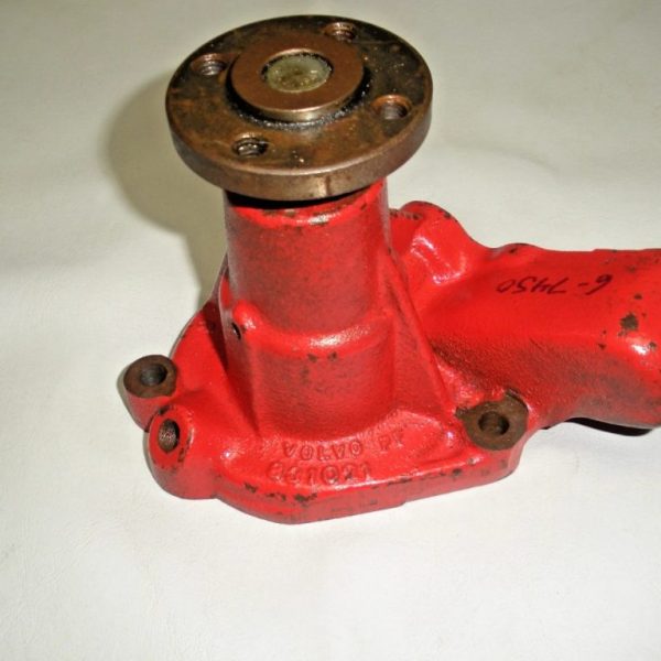 Volvo Water Pump 831021