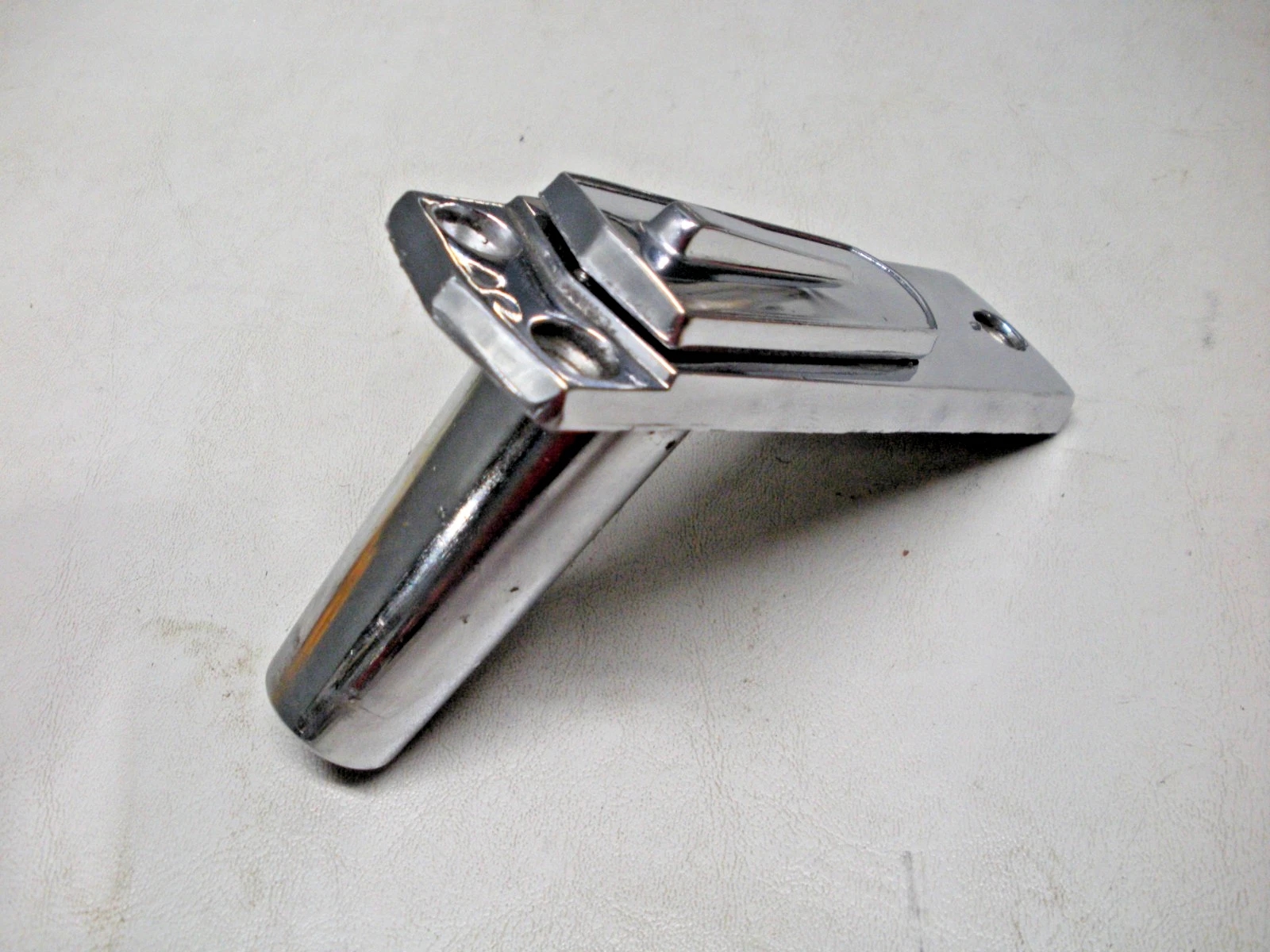 Glastron Stern Light Base Housing Only. CVX20 - Image 2