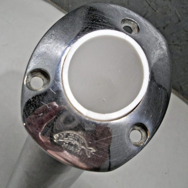 Genuine Lee's Miami Oval Chrome Plated Rod Holder. 30 Degree RH525