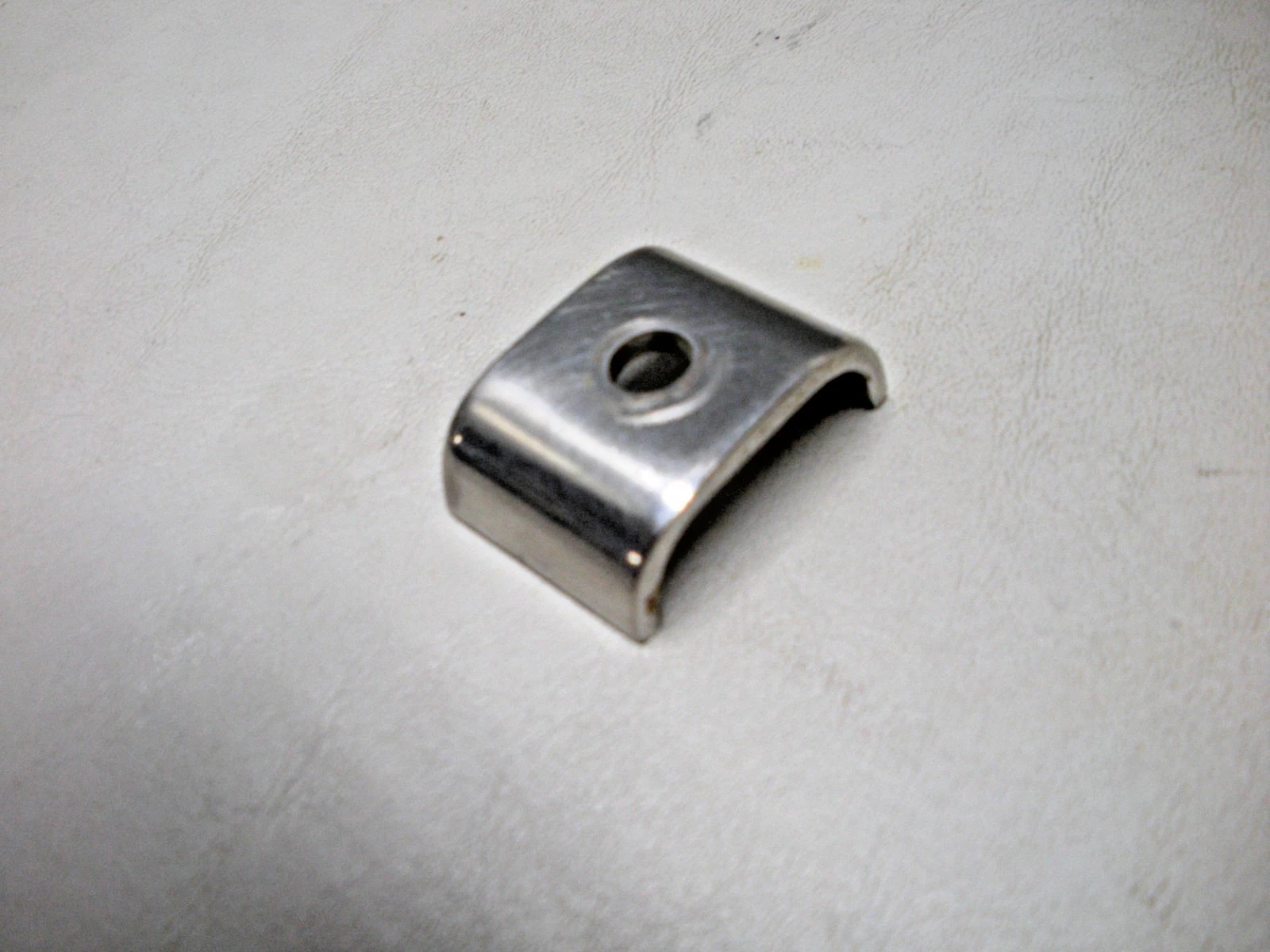 Hatteras Yacht Stainless Steel Ladder Tread Clamps. Set of (8) - Image 3