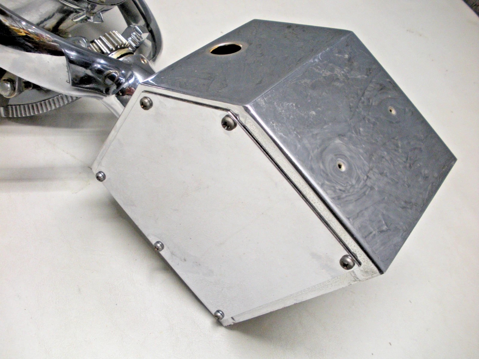 Vintage Rayline / Hatteras Model 733FCA Searchlight. Chrome Has Been Restored - Image 13