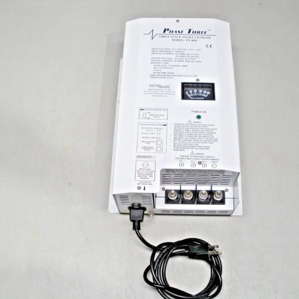 Newmar Phase Three 3 Stage Smart Charger PT-40W