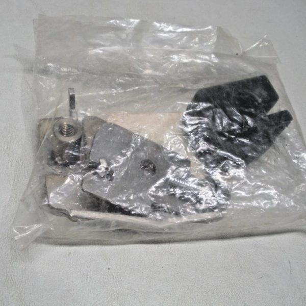 Discontinued Suzuki Bracket Kit 67300-90802
