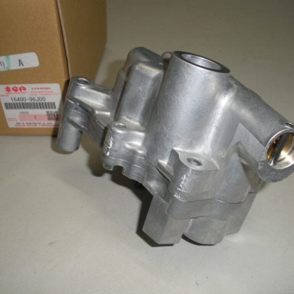 Genuine Suzuki Oil Pump 16400-96J00