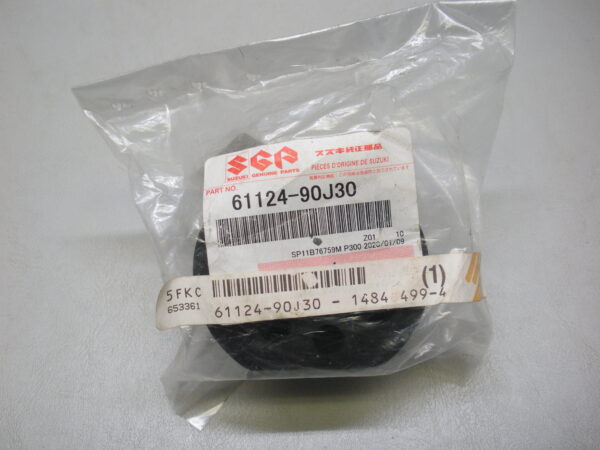 Genuine Suzuki Rigging Grommet 61124-90J30 - Image 2