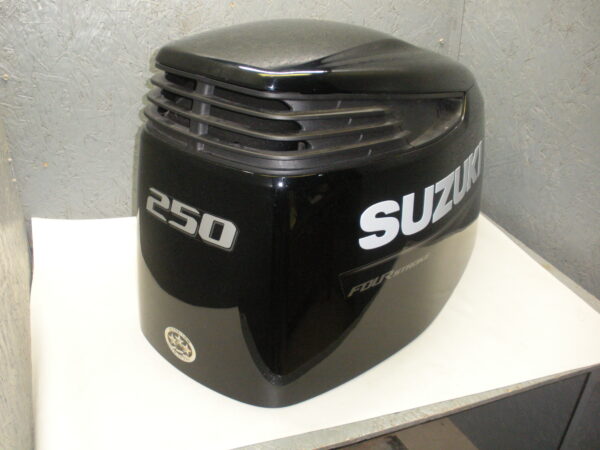 Used Suzuki 250 H.P. Four Stroke Engine Cover 61420-98802-YAY - Image 3