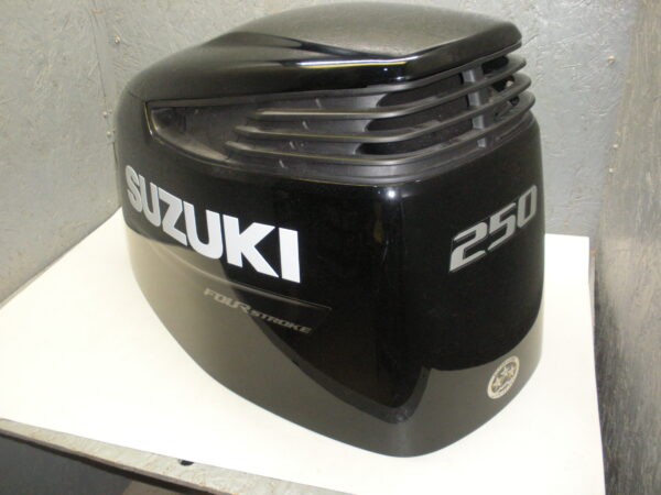 Used Suzuki 250 H.P. Four Stroke Engine Cover 61420-98802-YAY - Image 4